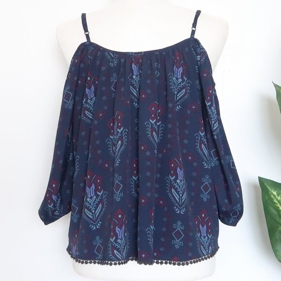 House of Harlow 1960 Navy Geo Print Cold Shoulder Puff Sleeve Top Blouse Medium - Picture 7 of 11